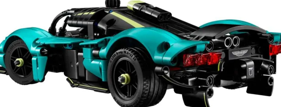 LEGO® Technic™ Aston Martin Valkyrie 42208