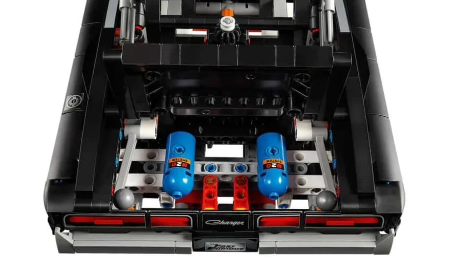 LEGO® Technic Fast and Furious Dodge Charger R/T-bil 42231