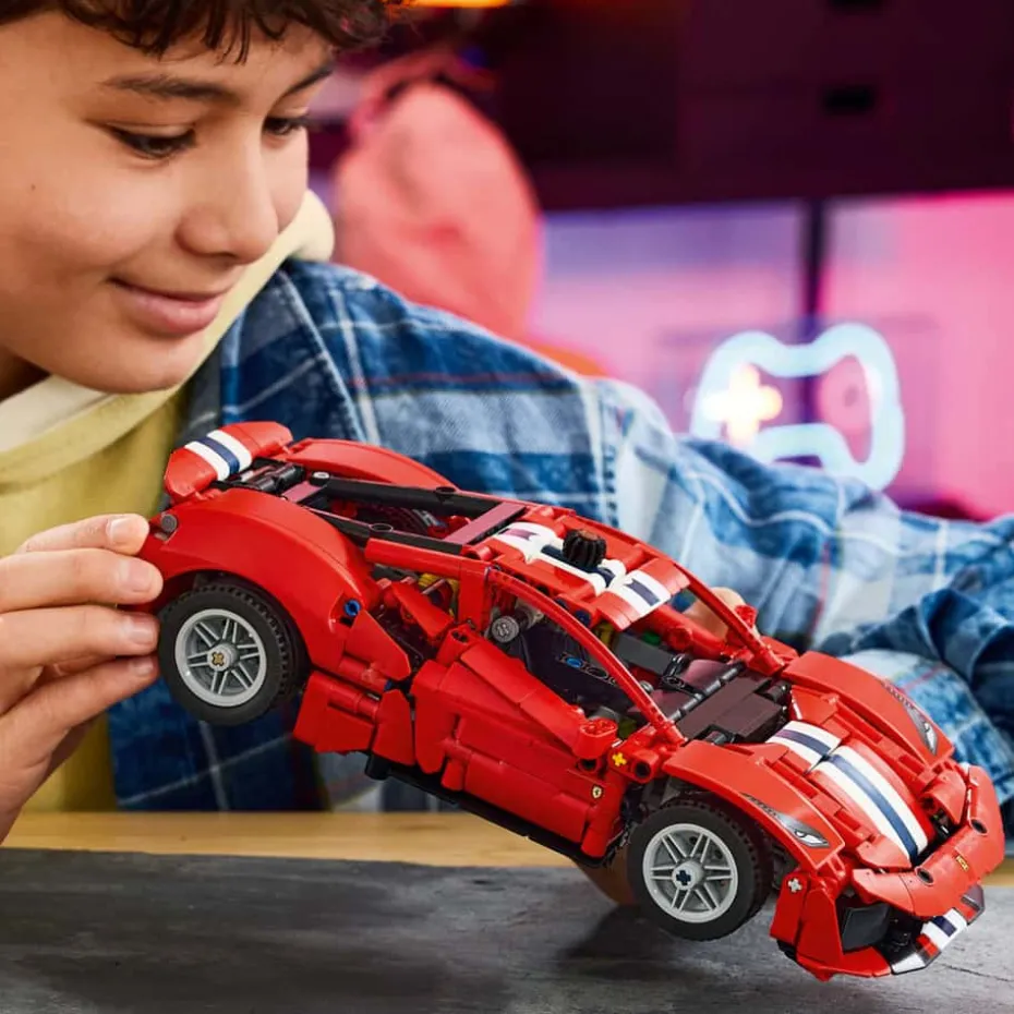 LEGO® Technic Ferrari 488 PISTA-bil 42235