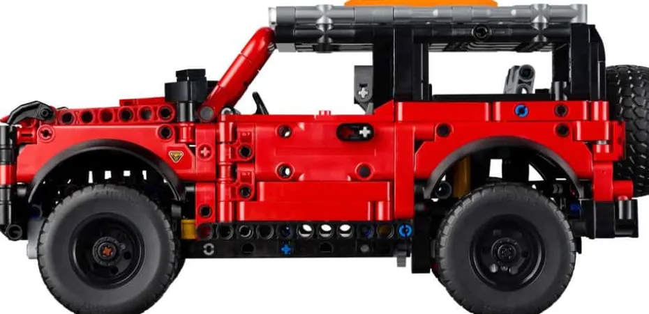 LEGO® Technic Ford Bronco® SUV 42213