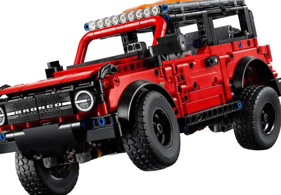 LEGO® Technic Ford Bronco® SUV 42213
