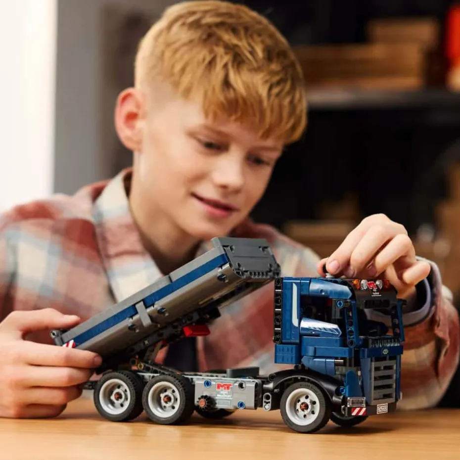 LEGO® Technic Lastebil med tipplan 42203