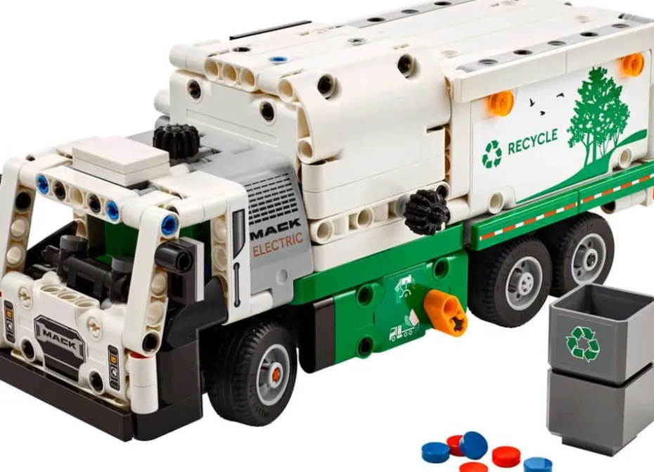 LEGO® Technic Mack® LR Electric søppelbil 42167