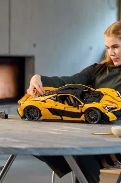 LEGO® Technic McLaren P1™ 42172