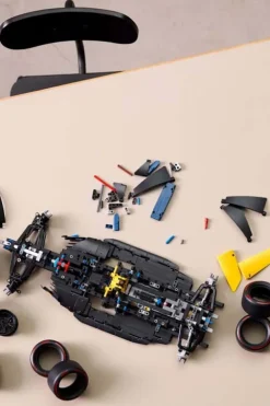 LEGO® Technic Oracle Red Bull Racing RB20 F1-bil 42206