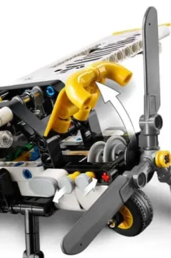 LEGO® Technic Villmarksfly 42198
