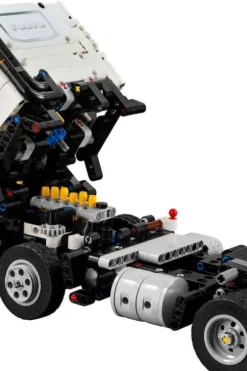 LEGO® Technic Volvo FMX-trailer og EC230 el-gravemaskin 42175
