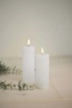 Lun LED smalt kubbelys med riller