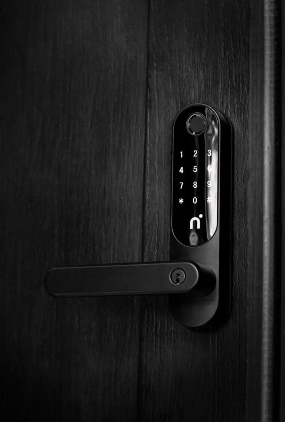 Nimly Touch Pro kode og fingeravtrykkslås