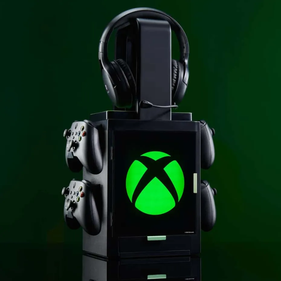 numskull® Official Xbox Gaming Locker (LED Version)
