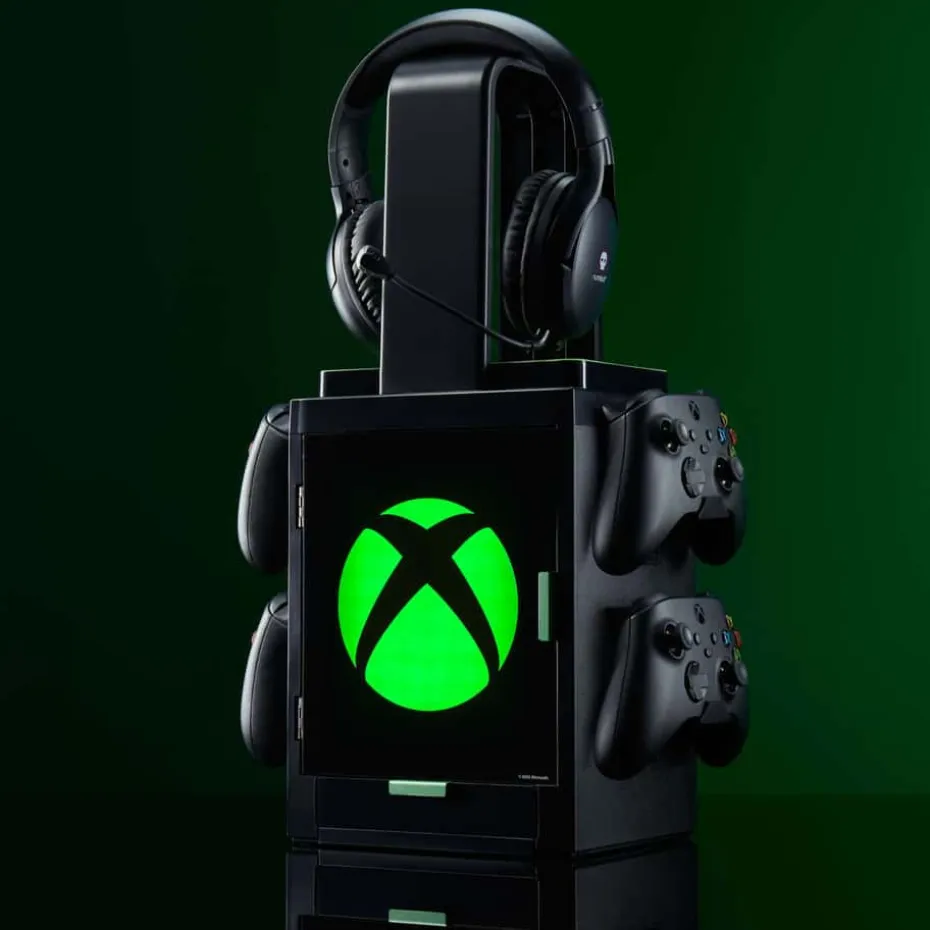 numskull® Official Xbox Gaming Locker (LED Version)