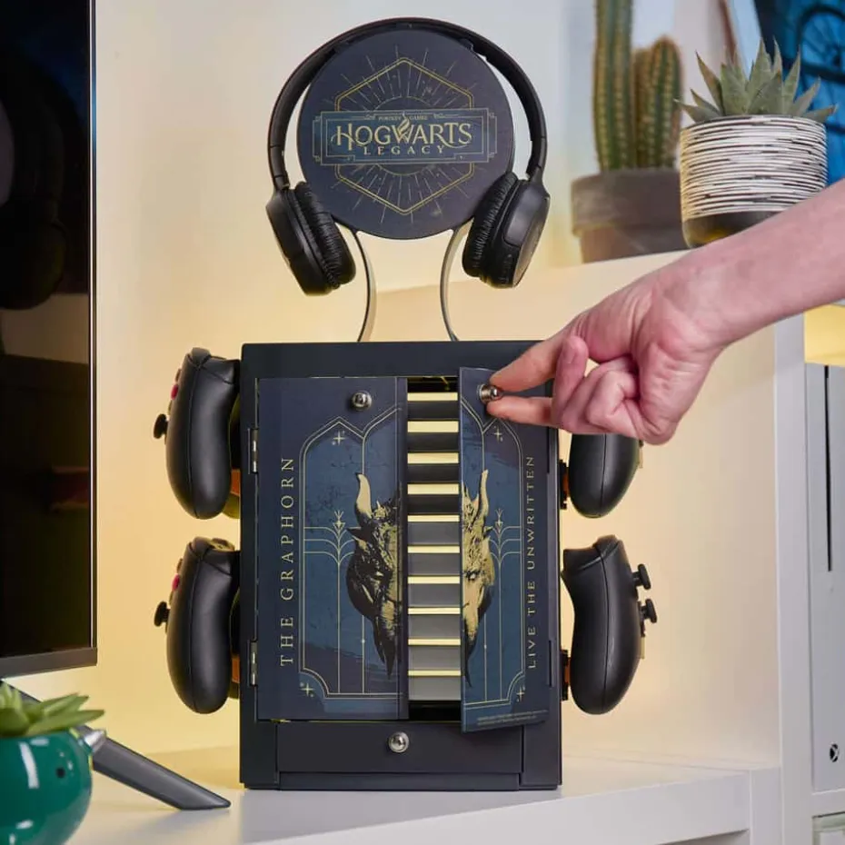 numskull® Official Hogwarts Legacy Gaming Locker