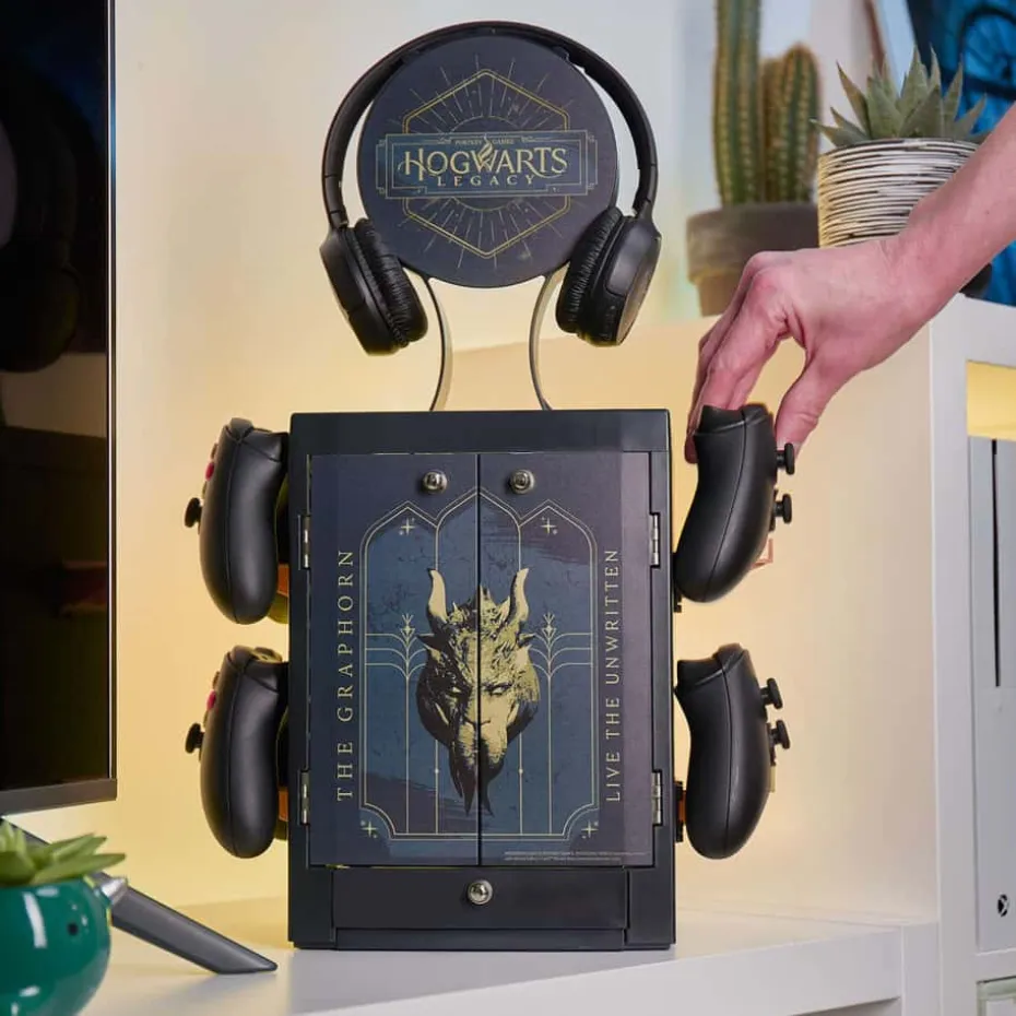 numskull® Official Hogwarts Legacy Gaming Locker