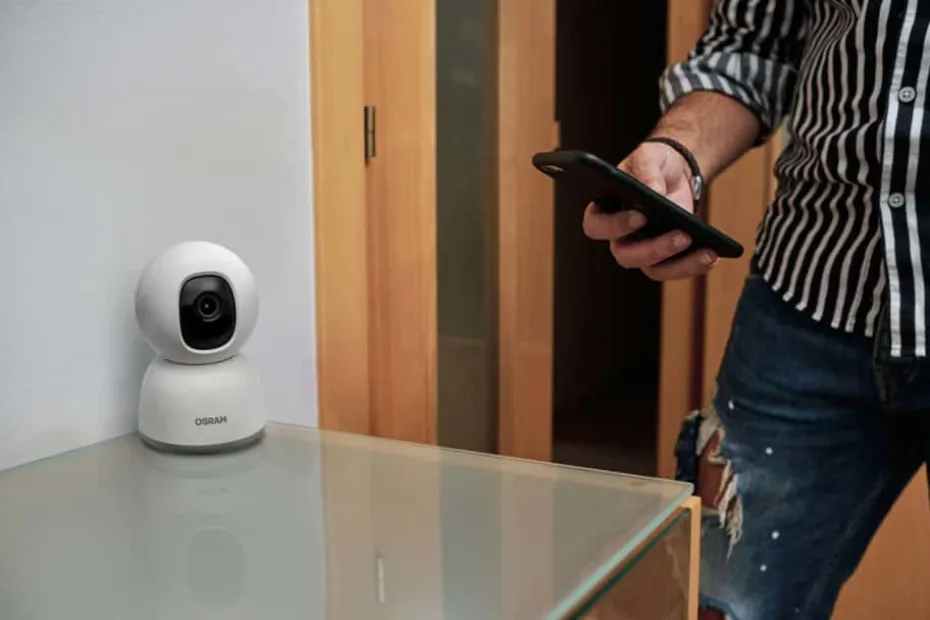 OSRAM Smart+ WiFi 360 innendørs sikkerhetskamera