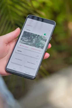 OSRAM Smart+ WiFi sikkerhetskamera og solcellepanel