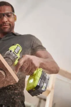 Ryobi ONE+ HP RDD18C1-2C20S Compact bor-/skrutrekker m/batteri