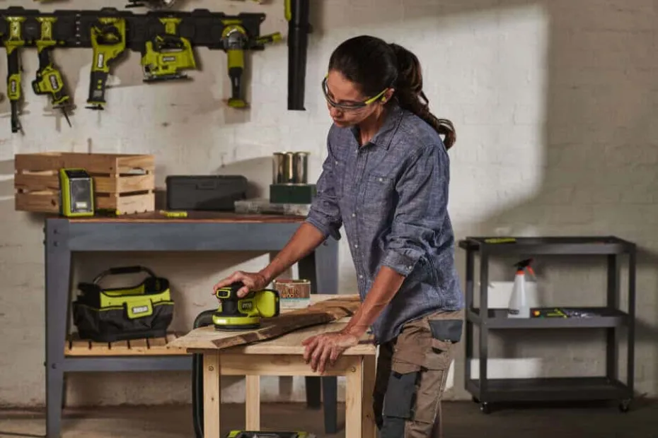 Ryobi ONE+ HP RROS18C-0 eksentersliper u/batteri
