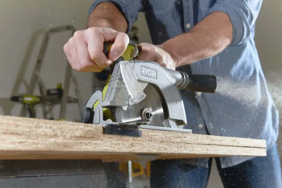 Ryobi ONE+™ RCS18N-0 sirkelsag u/batteri
