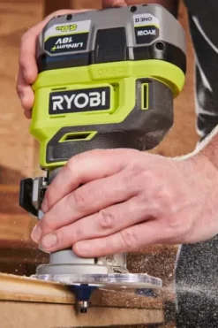 Ryobi ONE+ RTR18-0 overfreser u/batteri