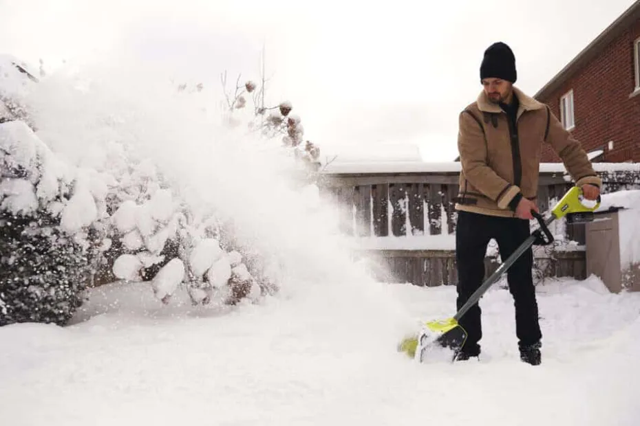 Ryobi ONE+™ RY18ST25A-0 snøslynge u/batteri