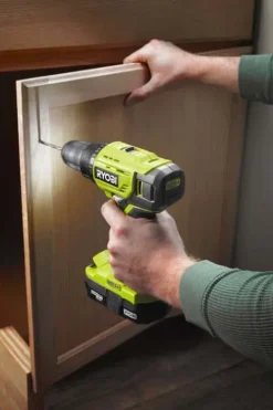 Ryobi R18DD4-1C20GA18 drill m/batteri og borsett