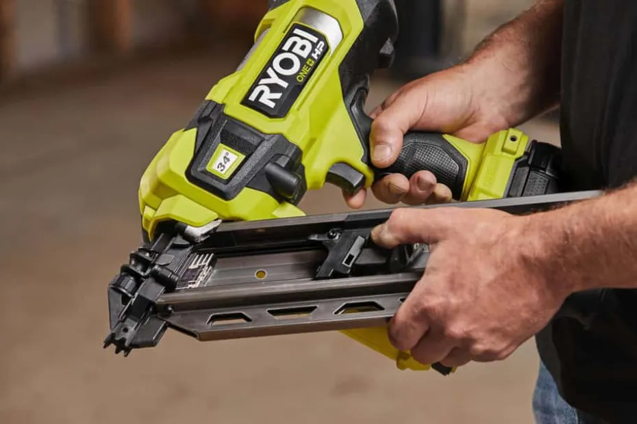 Ryobi ONE+ HP RFN1834X-0 spikerpistol u/batteri