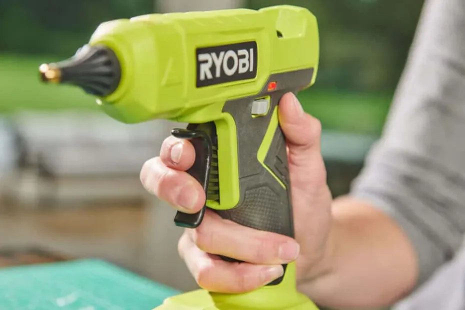 Ryobi ONE+ RGLU18-0 limpistol u/batteri