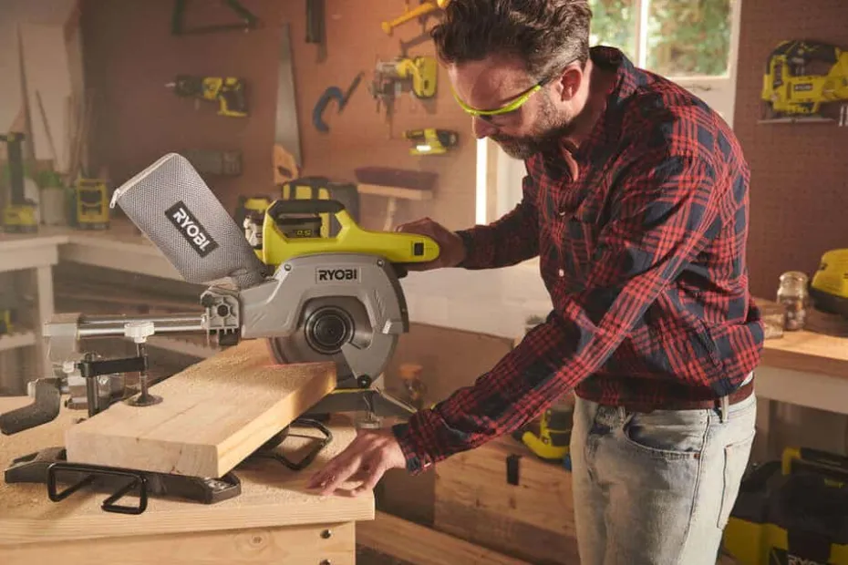 Ryobi ONE+ R18MS216-0 kapp- og gjærsag u/batteri