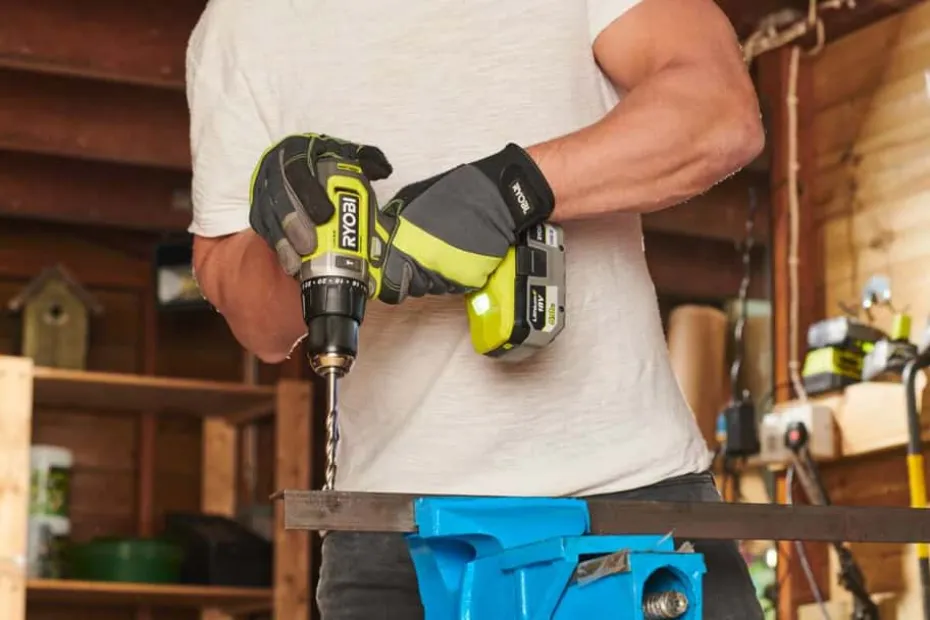 Ryobi R18CK7-2C20LB verktøysett m/batteri