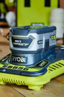 Ryobi RC18150 18V lader