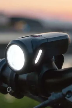 Sigma Aura 35 USB sykkellykt sett med baklys