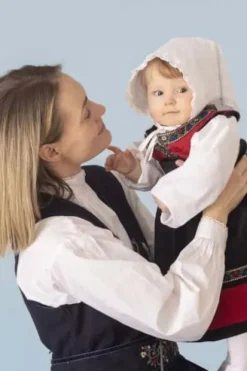 Småtroll Ida festdrakt baby