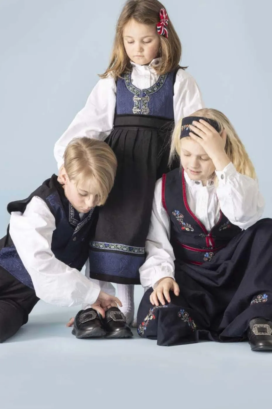 Småtroll Nora festdrakt barn