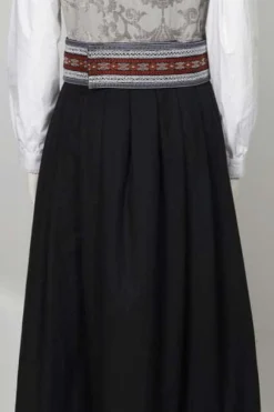Solveig festdrakt dame