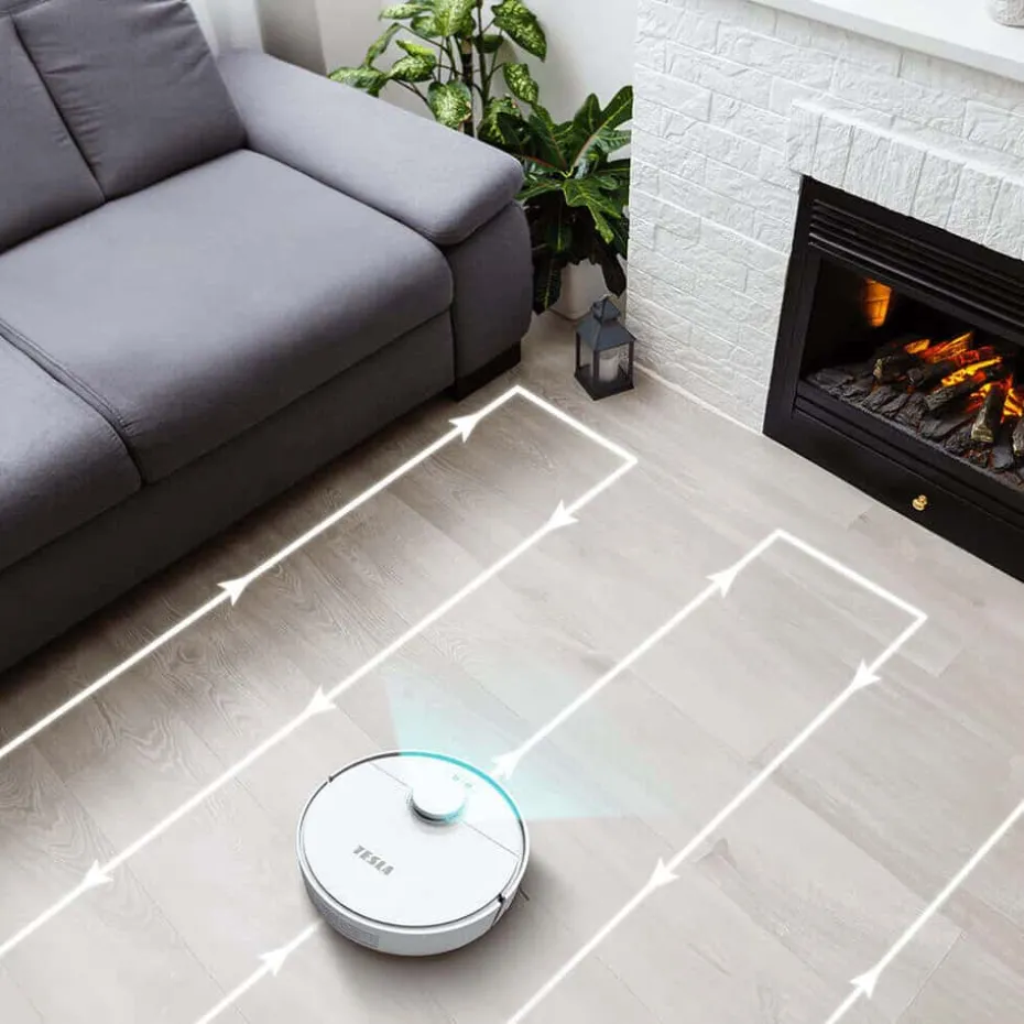 TESLA RoboStar iQ550 robotstøvsuger