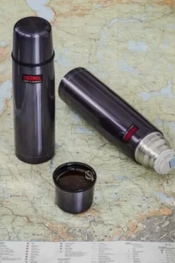Thermos Light & Compact termoflaske 750 ml