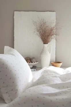 Turiform krepp sengesett